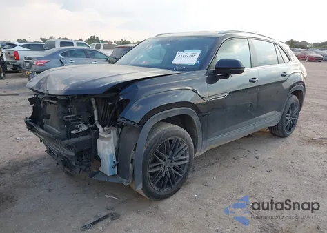 2021 Volkswagen Atlas Cross Sport 3.6L V6 Se W/Technology z USA, uszkodzony, nr VIN 1V2WE2CA6MC240667